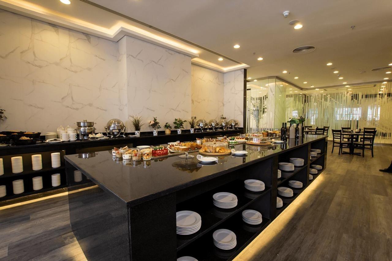 Time Onyx Hotel Apartments Dubai Luaran gambar